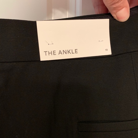 Ann Taylor Ankle Pants - Picture 3 of 4